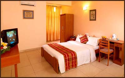 Deluxe room at Mayflower